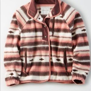 AE Printed Fleece Jacket